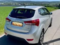 Gebraucht Hyundai ix20 125 PS (91 kW) 2017 Silber Kleinwagen