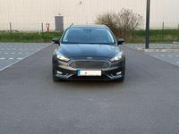 Gebraucht Ford Focus Titanium 120 PS (88 kW) 2015 Grau Limousine