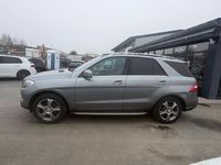 Gebraucht Mercedes ML350 258 PS (189 kW) 2012 Silber SUV