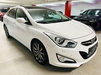 Gebraucht Hyundai i40 Style 136 PS (100 kW) 2014 Creamy white / sol Limousine