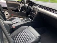 gebraucht VW Passat Variant 2.0 TDI SCR 140kW DSG Highlin...