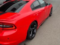 Second-hand Dodge Charger 400 CP (294 kW) 2015 Roșu Berlinǎ