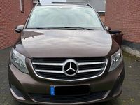 Gebraucht Mercedes V220 Avantgarde Edition 163 PS (119 kW) 2015 Braun Van / Kleinbus