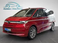 Begagnad VW Multivan Style 150 HK (110 kW) 2024 Röd Minibuss