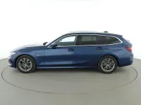Gebraucht BMW 320e 204 PS (150 kW) 2022 Blau Kombi