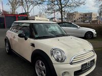 Gebraucht Mini Cooper 75 PS (55 kW) 2010 Weiß Kleinwagen
