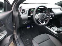Gebraucht Mercedes EQA250 139 kW (190 PS) 2023 Mountaingrau metallic SUV