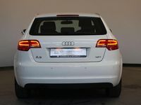 Gebraucht Audi A3 Attraction 125 PS (91 kW) 2010 Weiß Kleinwagen