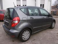 Gebraucht Mercedes A160 95 PS (69 kW) 2011 Grau Limousine