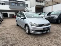 Gebraucht VW Touran Comfortline 150 PS (110 kW) 2018 Reflexsilber Van / Kleinbus