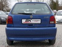 Gebraucht VW Polo 60 PS (44 kW) 1999 Blau Limousine