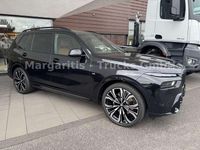 Gebraucht BMW X7 352 PS (258 kW) 2025 Black sapphire metallic SUV