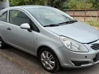 Gebraucht Opel Corsa 60 PS (44 kW) 2009 Silber Kleinwagen