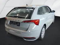 Gebraucht Skoda Scala Essence 95 PS (69 kW) 2025 Stahlgrau Kleinwagen