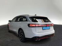 Gebraucht VW ID.7 Pro 210 kW (286 PS) 2025 Gletscherweiß metallic Kombi