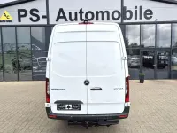 Używany Mercedes Sprinter 170 KM (125 kW) 2021 Biały Van