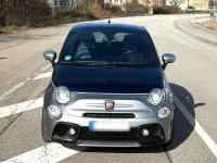 Gebraucht Abarth 695 180 PS (132 kW) 2018 Blau Kleinwagen