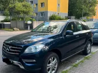 Gebraucht Mercedes ML250 204 PS (150 kW) 2013 Blau SUV