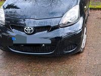 Gebraucht Toyota Aygo 69 PS (50 kW) 2009 Schwarz Kleinwagen