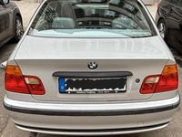 Gebraucht BMW 318 Performance 118 PS (86 kW) 1999 Silber Limousine