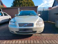 Gebraucht Volvo V70 185 PS (136 kW) 2006 Gold Kombi