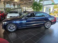 Gebraucht Mercedes C200 Avantgarde 184 PS (135 kW) 2016 Cavansitblau Limousine