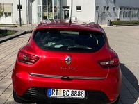 Brugt Renault Clio IV Initiale Paris 73 HK (53 kW) 2014 Rød Sedan