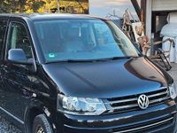 Second-hand VW Caravelle 140 CP (102 kW) 2014 Negru Van