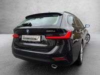 Gebraucht BMW 320e 204 PS (150 kW) 2022 Schwarz Kombi