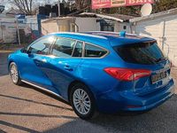 Gebraucht Ford Focus Titanium 120 PS (88 kW) 2019 Blau Kombi