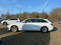 Gebraucht Audi A4 Basis 163 PS (119 kW) 2022 Weiß Kombi