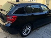 Gebraucht BMW 114 102 PS (75 kW) 2012 Schwarz Kleinwagen