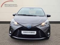 Gebraucht Toyota Yaris Hybrid Team 101 PS (74 kW) 2018 Grau Kleinwagen