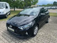 Gebraucht Hyundai i20 Select 101 PS (74 kW) 2020 Schwarz Kleinwagen