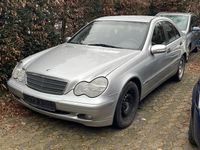 Gebraucht Mercedes C220 143 PS (105 kW) 2002 Silber Limousine