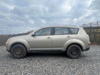 Gebraucht Mitsubishi Outlander 140 PS (102 kW) 2008 Gold SUV