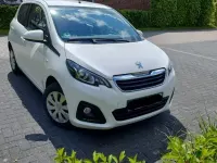 Gebraucht Peugeot 108 Active 72 PS (52 kW) 2021 Weiß Limousine