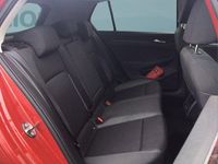 Gebraucht VW Golf VIII 110 PS (80 kW) 2022 Rot Kleinwagen