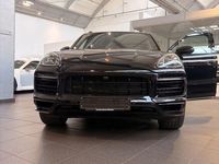 Second-hand Porsche Cayenne Platinum Edition 462 CP (339 kW) 2024 Negru SUV