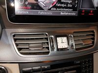 Gebraucht Mercedes E200 Elegance 136 PS (100 kW) 2014 Schwarz Kombi