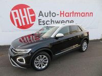 Gebraucht VW T-Roc Business 150 PS (110 kW) 2024 Deep black perleffekt SUV