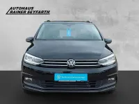 Neu VW Touran Comfortline 150 PS (110 kW) 2026 Schwarz Van / Kleinbus