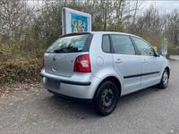 Gebraucht VW Polo 80 PS (58 kW) 2002 Silber Kleinwagen