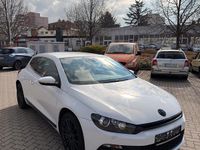 Gebraucht VW Scirocco R 160 PS (117 kW) 2009 Weiß Coupé