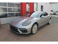 Gebraucht Porsche Panamera Exclusive Series Executive 549 PS (403 kW) 2019 Gtsilber metallic Limousine