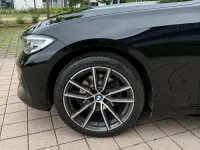 Gebraucht BMW 320 Sport Line 190 PS (139 kW) 2019 Schwarz Kombi