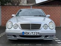 Gebraucht Mercedes E280 Avantgarde 204 PS (150 kW) 1999 Limousine