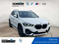 Gebraucht BMW X1 Sport Line 220 PS (161 kW) 2022 Alpinweiß uni SUV