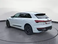 Gebraucht Audi Q8 e-tron S-Line 300 kW (408 PS) 2023 Weiß SUV