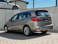 Gebraucht BMW 218 Gran Tourer Luxury Line 150 PS (110 kW) 2016 Silber Van / Kleinbus